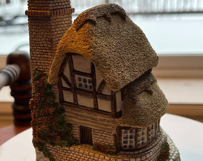 Vintage David Winter Audrey’s Tea Room Cottage 1991 handmade cottages hand painted Great Britain figurines David Hine cottages