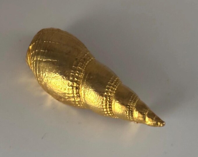 Vintage Gold Tone Seashell Pin Brooch Signed MDM Maison De Mode Jewelry Lover Antiques and Vintage