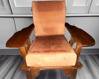 Cushman Colonial Creations Old Bennington Chair No. 5-95 Vintage Paddle Armchair Wide Arm Chair Rare Lover Antiques and Vintage