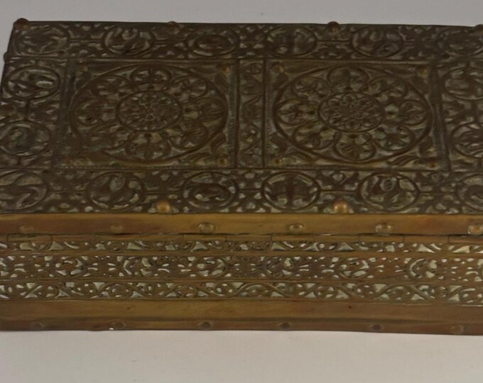 Antique Bronze Trinket Box Casket Lover Antiques and Vintage
