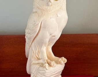 Vintage Great Horned Owl Carved by A. Giannelli Carved Alabaster Owl Statue Made in Italy Lover Antiques and Vintage