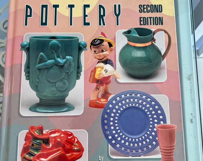 Collectors Encyclopedia of California Pottery Guide Second Edition Book By Jack Chipman Copyright 1994 Lover Antiques and Vintage