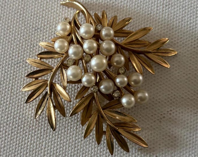 Vintage Crown Trifari Leaf Faux Pearl Brooch Gold Tone Pin Coat Pin Lover Antiques and Vintage