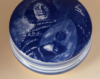 Vintage Delft Candy Dish Trinket Box with Lid Lover Antiques and Vintage