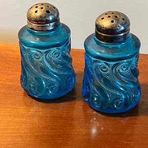 Antique EAPG Blue Glass Salt and Pepper Shakers: National Dugan S. Repeat Pattern