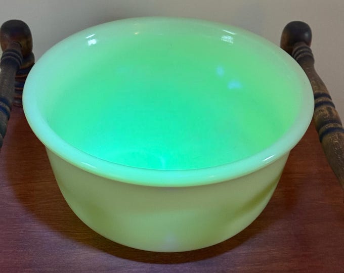 Vintage Uranium Glass Bowl Made by Hamilton Beach Large Glass Bowl That Glows! Lover Antiques and Vintage