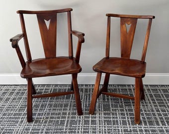 Cushman Colonial Creations Landgrove Chairs Set of 2 Chairs No. 1121 and No. 1121A Lover Antiques and Vintage