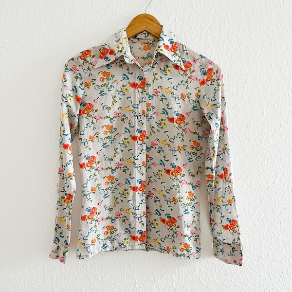 Vintage Cotton Floral Dagger Collar Buttoned Blouse Shirt from 1970s