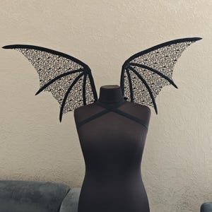 Bat Wings Costume, Cosplay Wings Costume, Vampire Costume, Demon Wings, Black Wings, Bat Wings Cosplay, Halloween Costume, Black Angel Wings