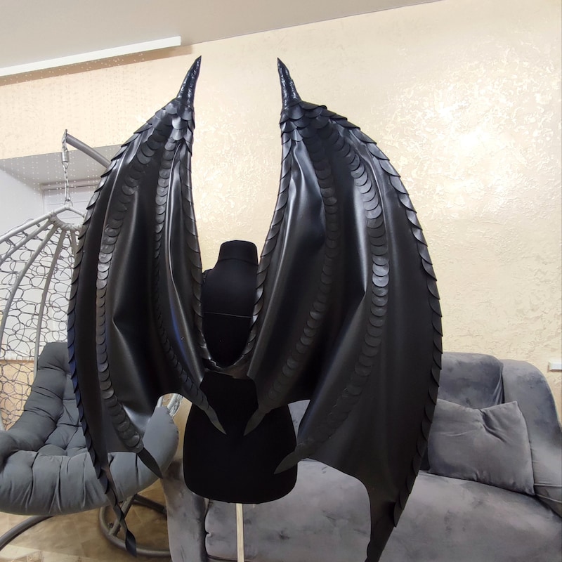 Casco De PVC Para Disfraz - Varios Colores, Para Halloween, Cosplay O Fiestas, Talla única Adulto Casco De PVC Para Disfraz - Varios Colores, Para Halloween, Cosplay O Fiestas, Talla única Adulto