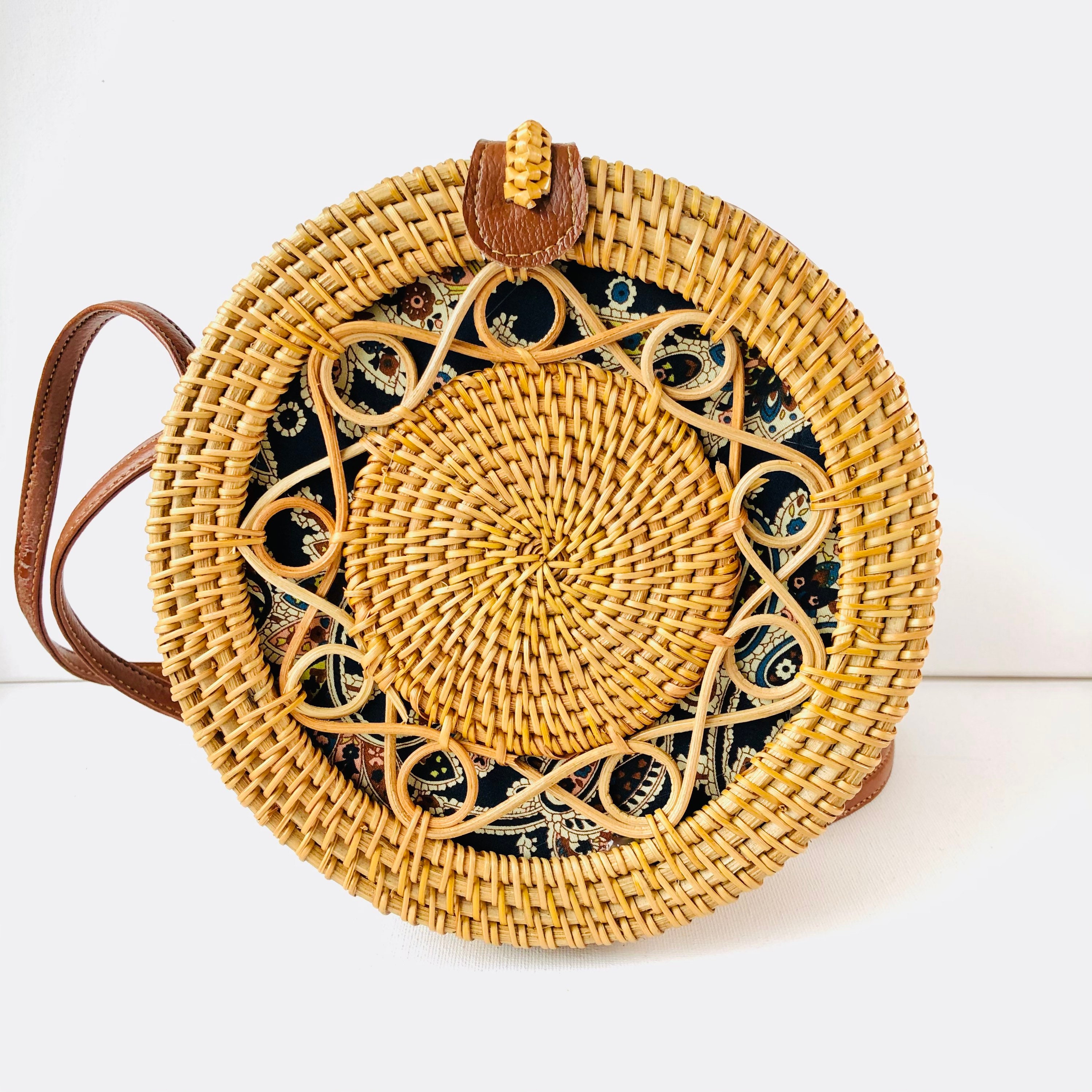 Infinity Twist Handwoven Rattan Bag | Rattan Beach Bag| Shoulder Boho Bag | Wicker Bag | Handmade Bag | Bohemian Holiday Bag