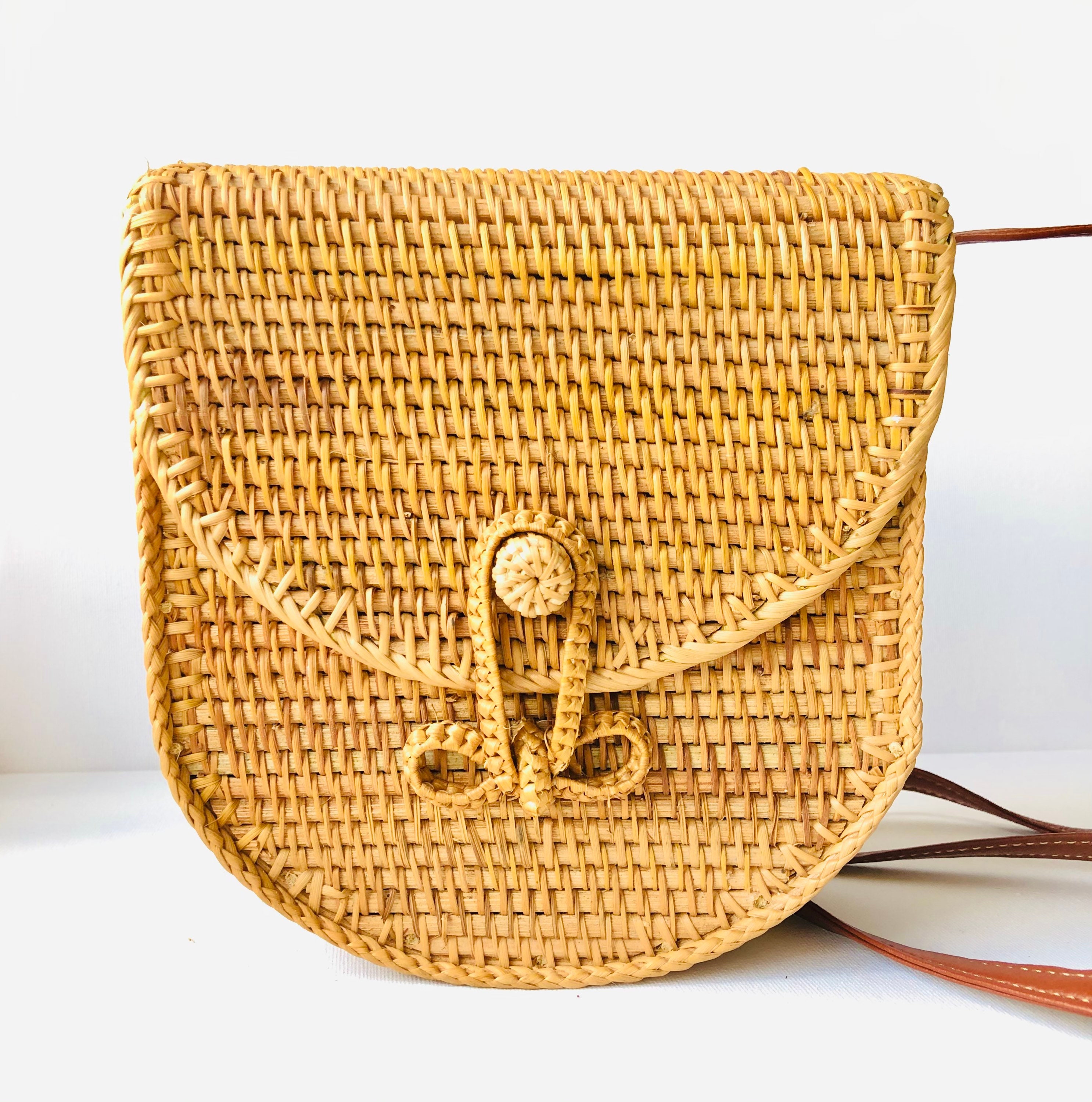 Handwoven Rattan Bag | Beach Summer Bag |Crossbody Handmade Bag | Boho Wicker Bag | Unique Bag made by Talented Artisans