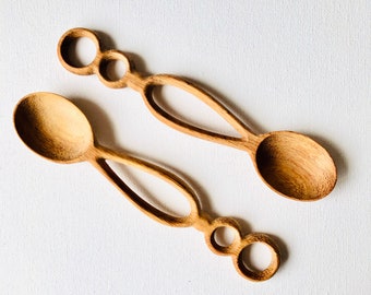 Cuchara de madera Doussie hecha a mano: utensilio de cocina decorativo