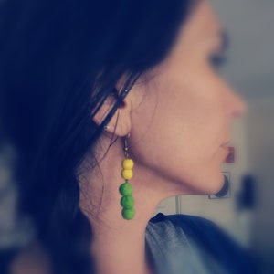 felt and wooden beads earrings