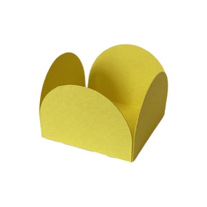 Yellow Truffle Holder, Chocolate Wrapper, Candy Petal Box, Open Candy Box, Sweet Candy Holder, Treat Boxes, Brigadeiro, Forminha de Doces