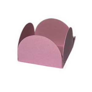 Pastel Pink Truffle Holder, Chocolate Wrapper, Candy Petal Box, Open Candy Box, Candy Holder, Treat Boxes, Brigadeiro, Forminha de Doces