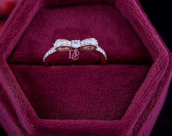 Round Cut Ribbon Bow Moissanite Diamond Engagement Ring, 14K White/Rose/Yellow Gold Moissanite Wedding Ring, Unique Style Anniversary Ring