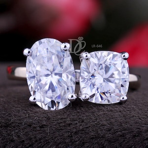 Toi et Moi Ring Two Stone Moissanite diamond Engagement Ring,Oval & Cushion Ring,10K White/Yellow Tow tone Anniversary Ring,promise Ring