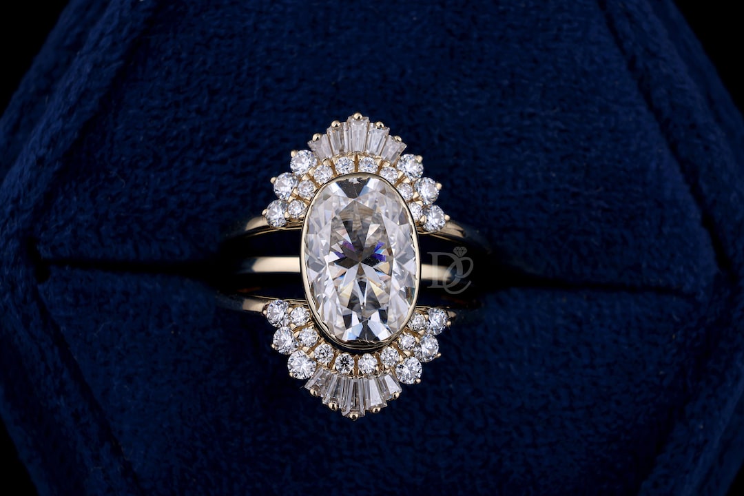 Oval Moissanite Engagement Ring Set,yellow Gold Vintage Enhancer