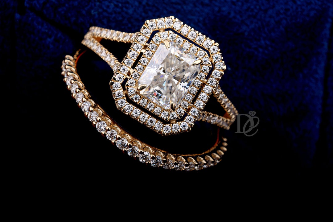 Radiant Cut Moissanite Engagement Ring Set, Double Halo, Split Shank - Etsy