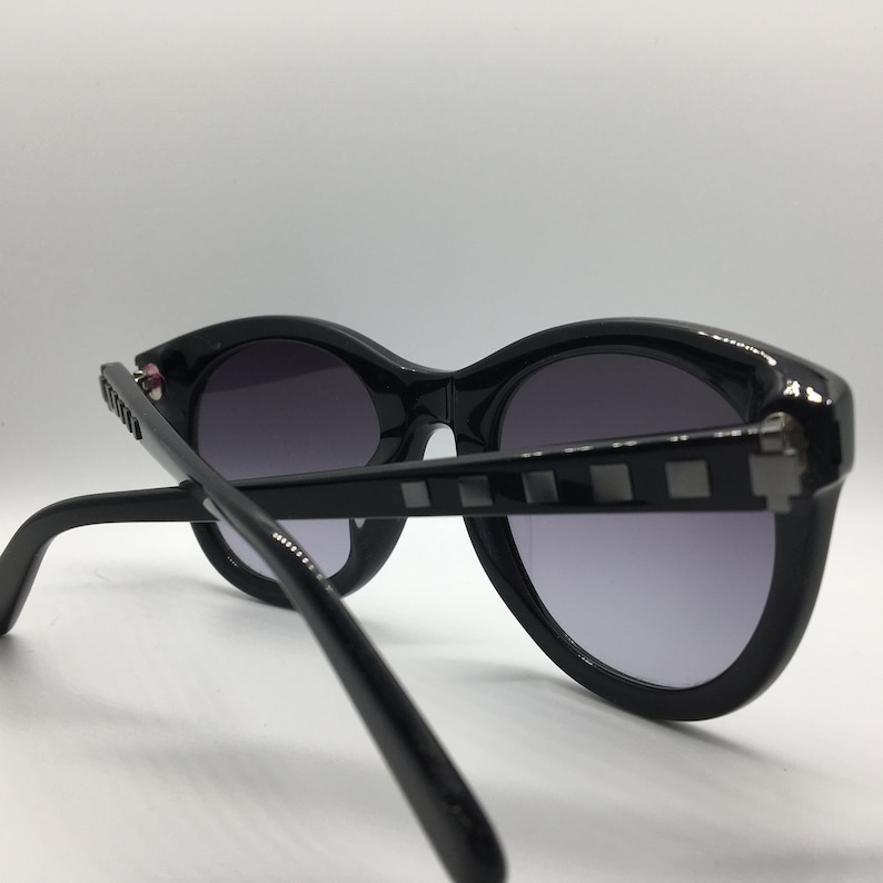 NINE WEST SUNGLASSES NW552S New women sunglasses with case.