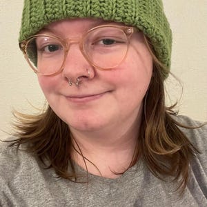 Motif bonnet grenouille au crochet