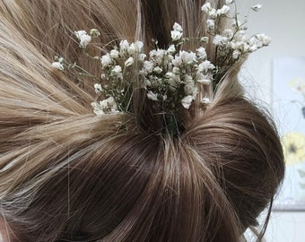 Gypsophila Hair Pins. Bridal Hair Ideas. White Wedding. Hair Pins. Prom Flowers. Wedding Flowers. Babys Breath Pins. Hair Accessory.