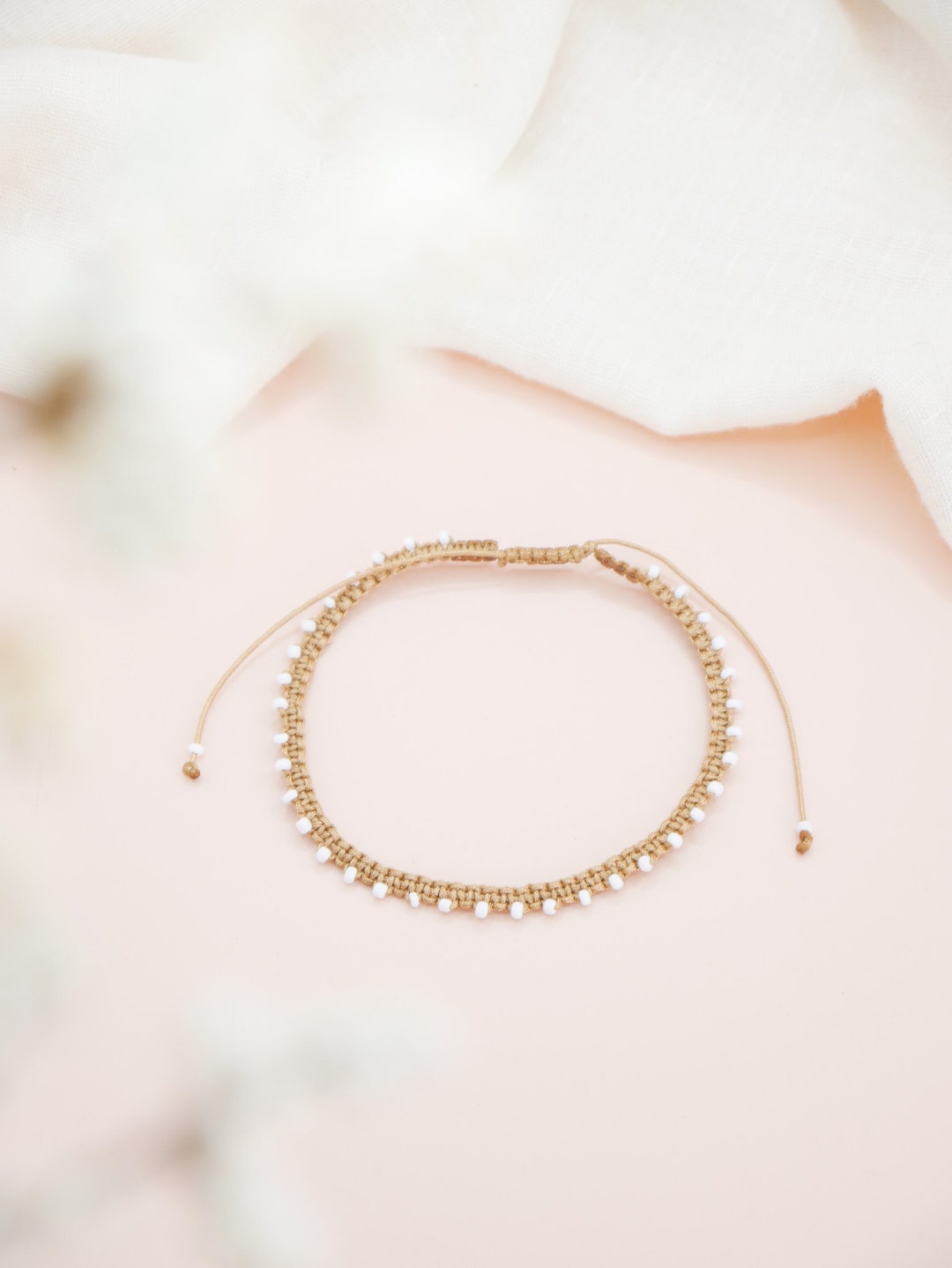 Echte Perlen Fußkettchen Makramee - Handgeflochtenes Tribal Fußband - Weiß & Blau Perlen Thailand