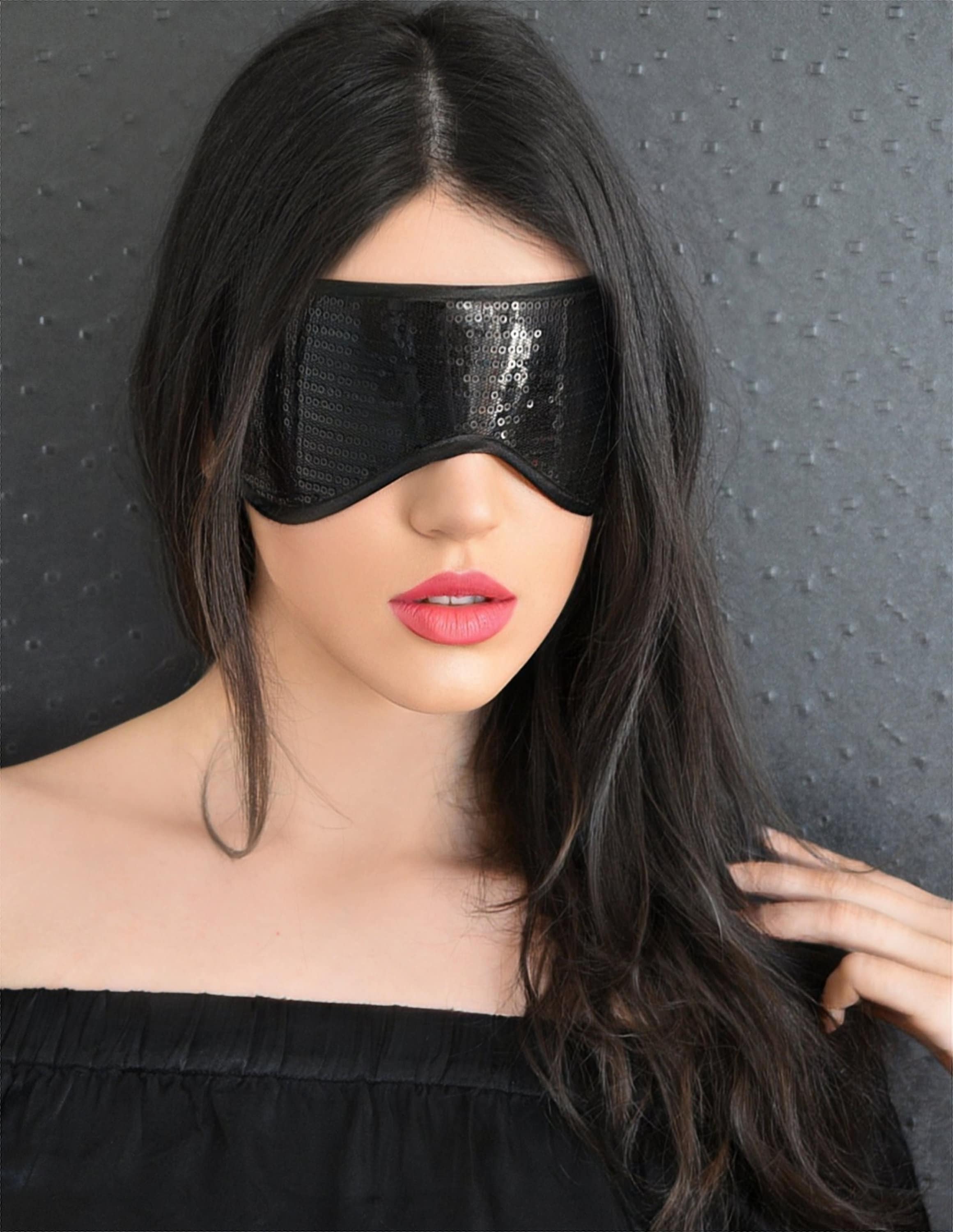 Cross Leather Blindfold Eye Mask – Kinky Cloth