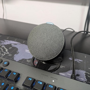 Pied de microphone compact Logitech Yeti ORB