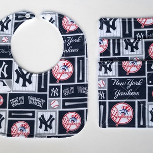 NY Yankees Baby Bib and Washcloth Set: Handmade Cotton MLB Gift