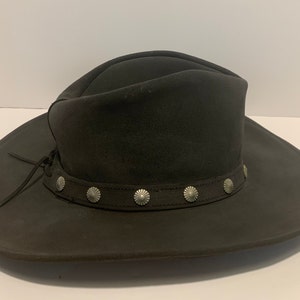 THE CONCHO HAT Mens Minnetonka Size 