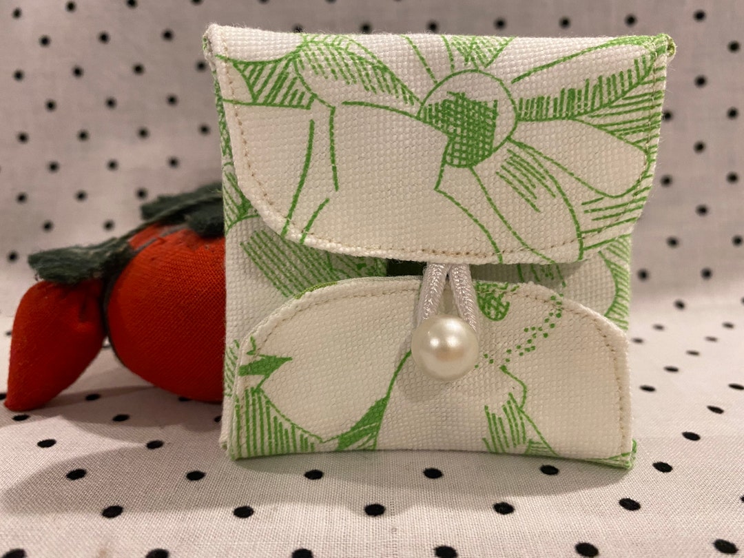 Vintage Sewing Needle Keeper Reimagined Vintage Green & Etsy