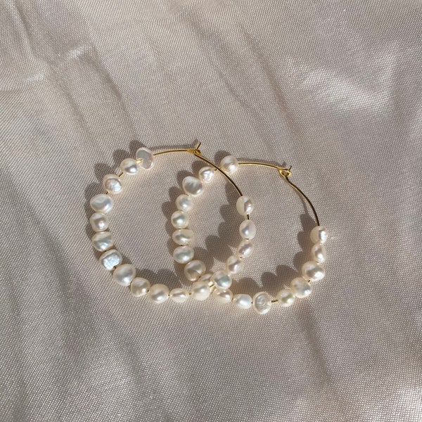 Small pearl - Hoop Earrings