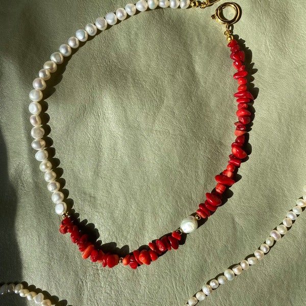 Big Pearl and Coral - Necklace