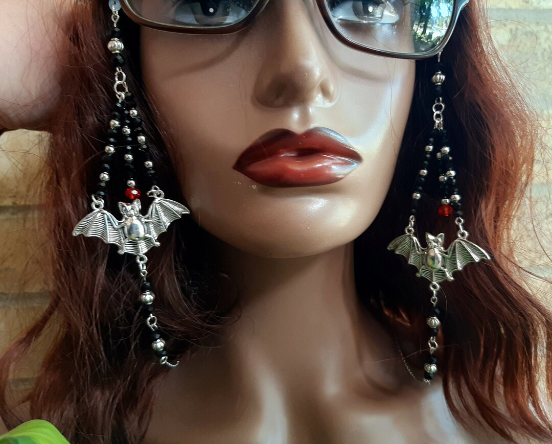 Bat Glasses Chain, Goth Glasses Chain, Goth Mask Chain, Vampire Bat