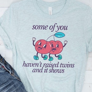 Twin Mama Shirt, First Time Twin Mama, Mom of Twins, Dad of Twins Gift for New Twin Parents, Twin Mom Club Gift, Pregnant with Twins Reveal