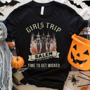 Halloween Shirt, Girls Trip Salem tshirt, Vintage Halloween Shirt, Retro Halloween, Halloween Witch Shirt, Salem Massachusetts, Salem Witch