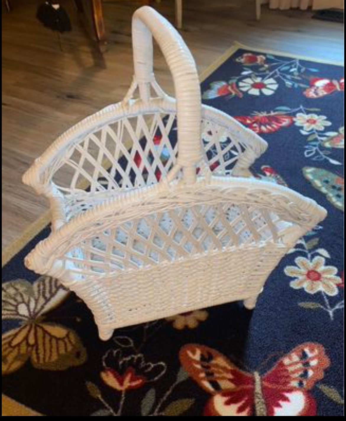 Vintage Wicker Magazine Holder/basket - Etsy