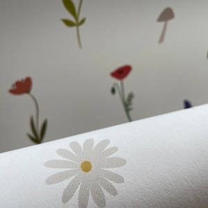 Carta da parati Forest Flowers / Carta da parati per la cameretta dei bambini / Carta da parati per bambini / Arte murale per la cameretta dei bambini / Decorazione per la cameretta dei bambini / Cameretta delle bambine / Carta da parati floreale