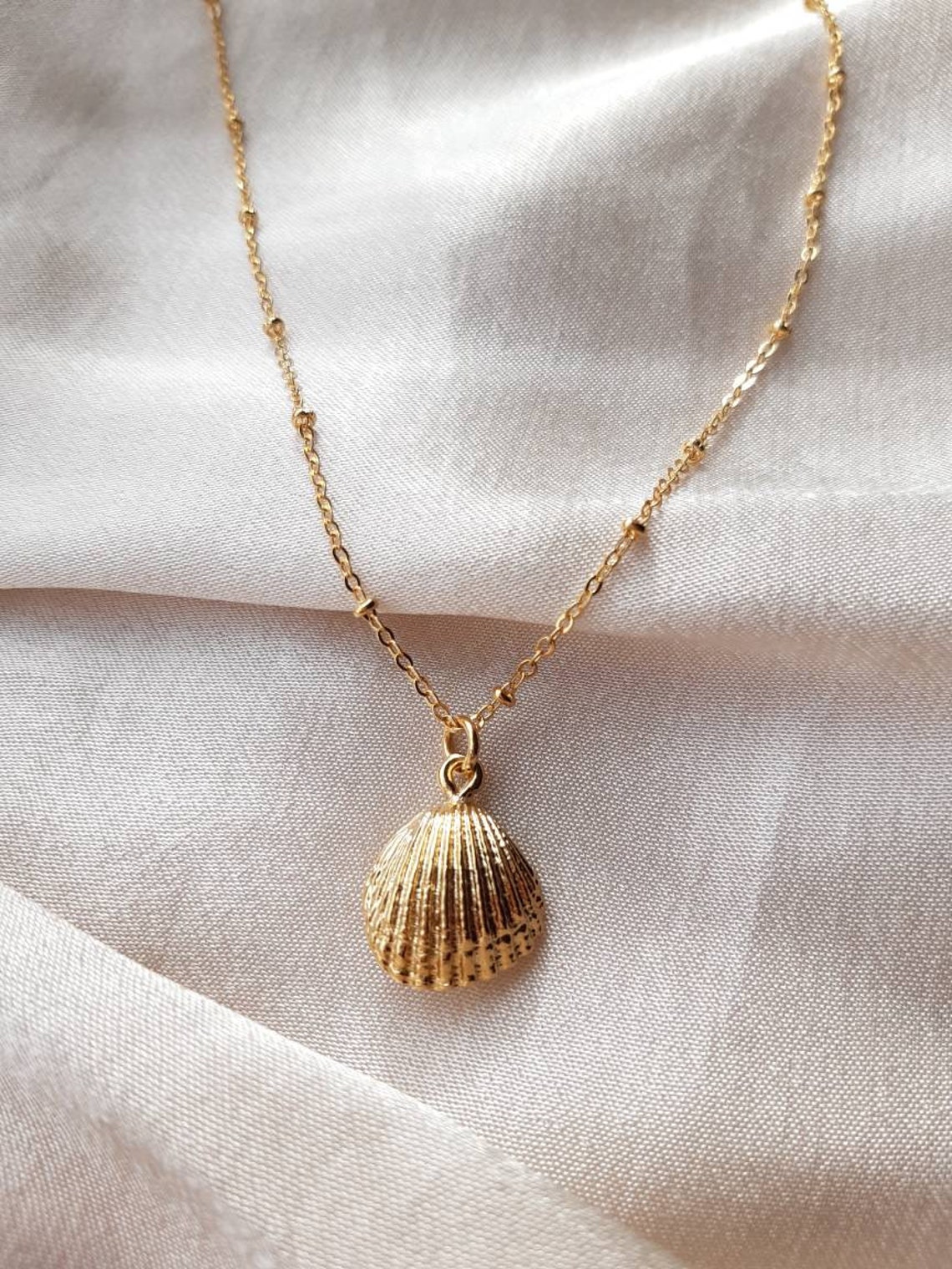 24k Gold Plated Handmade Pearl Seashell Beaded Necklace/clam | Etsy