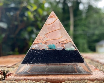 Custom xxs orgonite pyramid