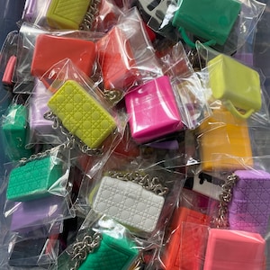 3-D Handbag