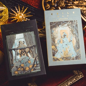 Exile Tarot di Chun Wei Huan RWS Dual Designs Viaggio agrodolce di crescita Costruzione dell'identità Viaggio di guarigione Guida in inglese Olografico