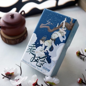 Tarot Song of Clouds RWS jeu de tarots inspiré de la dynastie des Song chinois, décor doré à chaud 79 cartes + guide