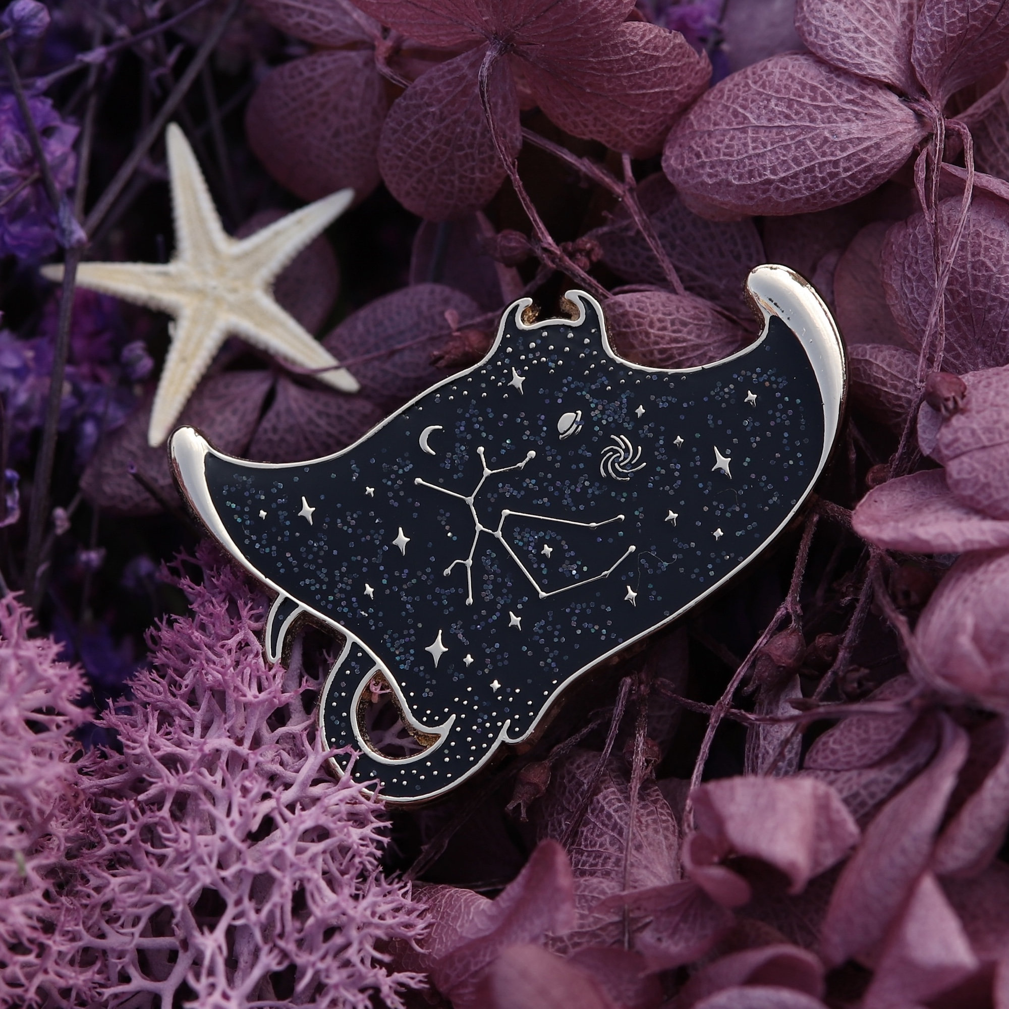 Marine Zodiac Enamel Pin - Sagittarius - Batoidea - Lapel, Astrology, Animal, Beach, Ocean, Sea