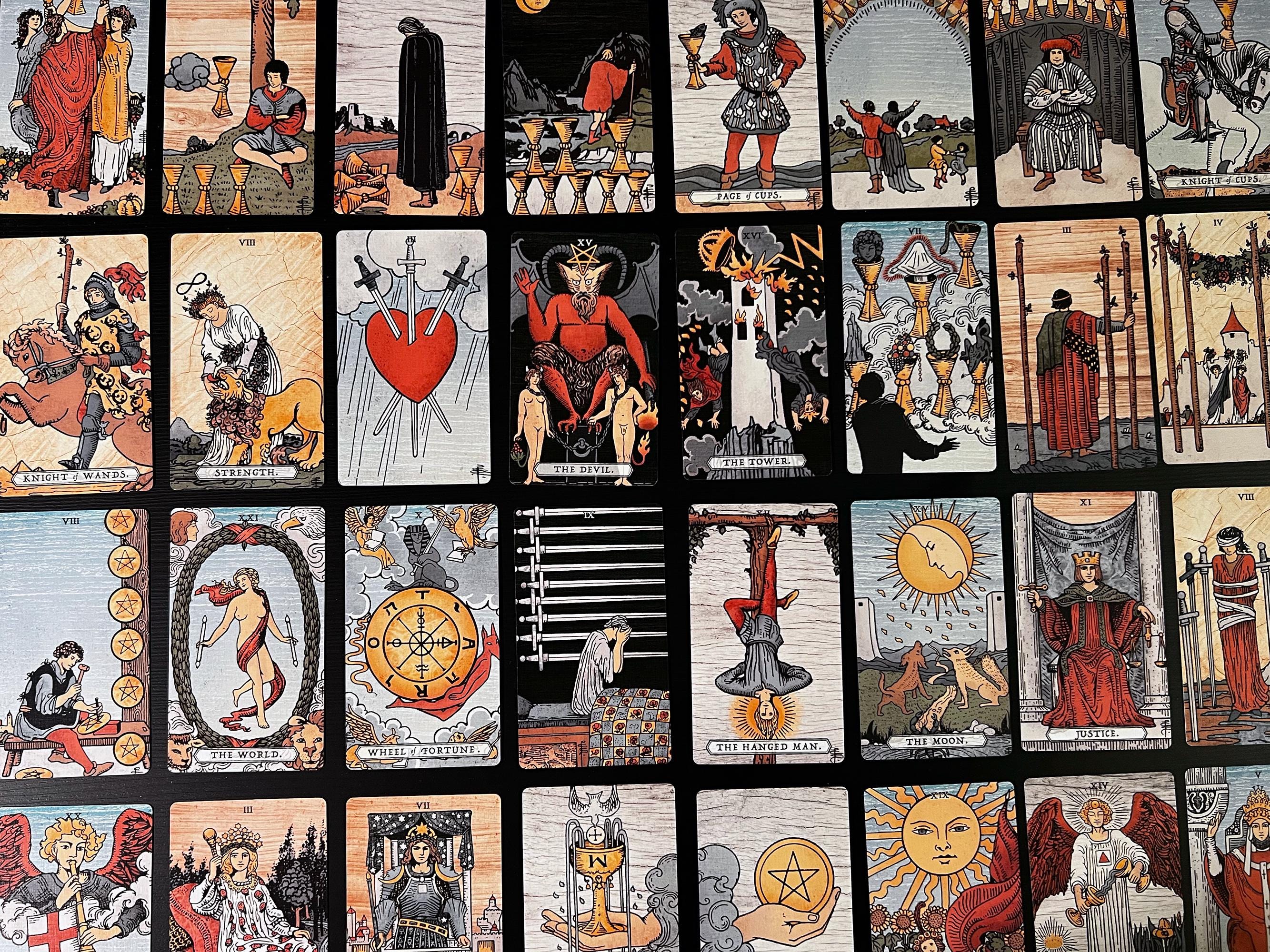 Rings of Fortune Tarot RWS Wood Grain Textures Morandi Palette