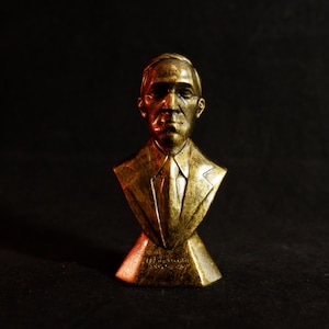 Cthulhu Creator H. P. Lovecraft Polystone Bust