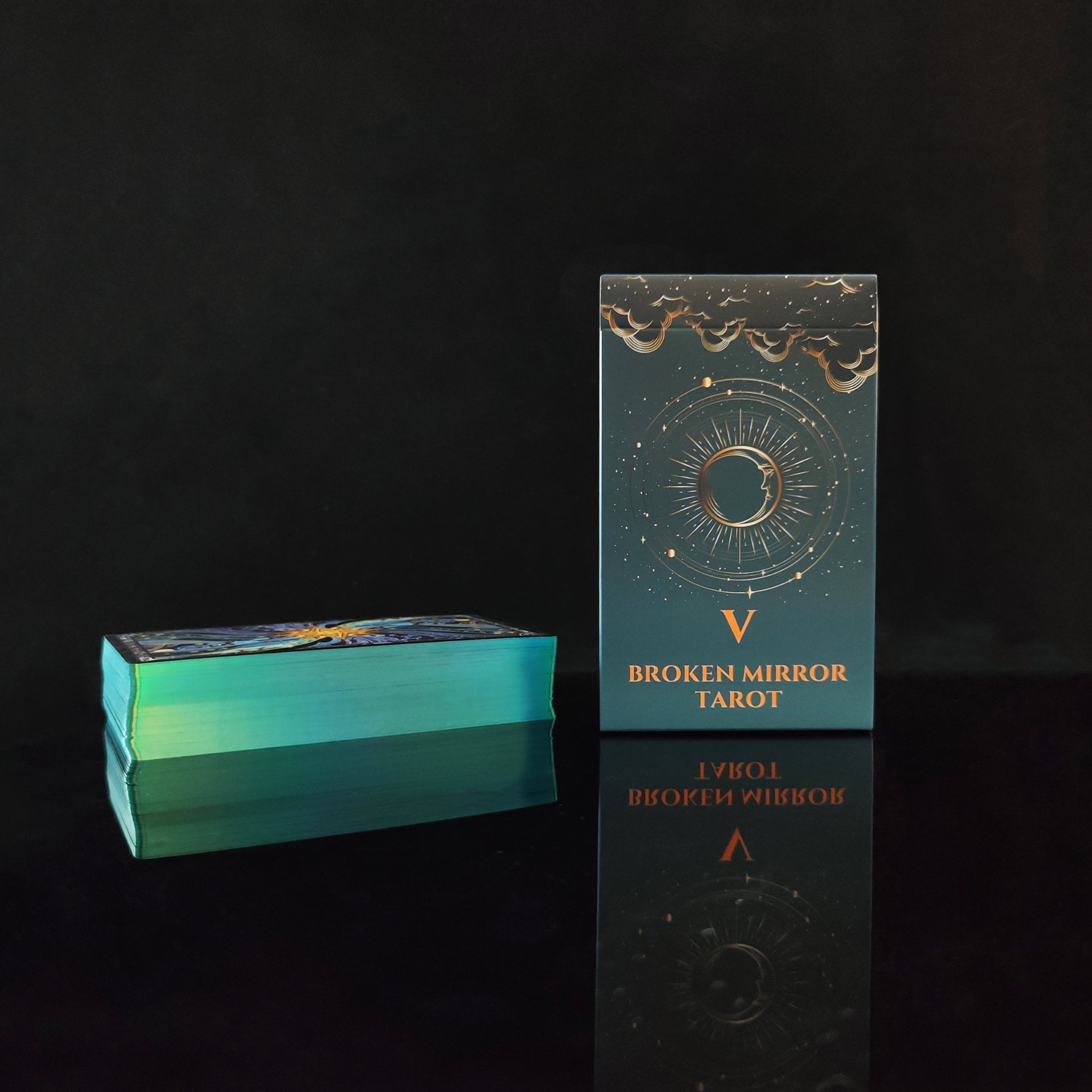 BROKEN MIRROR TAROT 正規品タロットカード 海外クリエイタ BROKEN MIRROR TAROT 正規品タロットカード 海外クリエイタ