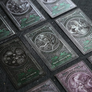 El mito de Cthulhu Marcadores de papel de aluminio Deidades lovecraftianas Nyarlathotep Hastur Dagon Shub-Niggurath Yog-Sothoth Byakhee Shantaks Yig